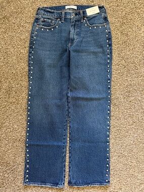 NWT [Size: 26 Short] Abercrombie & Fitch Low Rise Baggy Jean